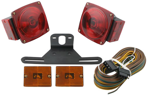 Juego de luces traseras con conector: 3-K540-1 Juego de luces traseras con conector: 3-K540-1
